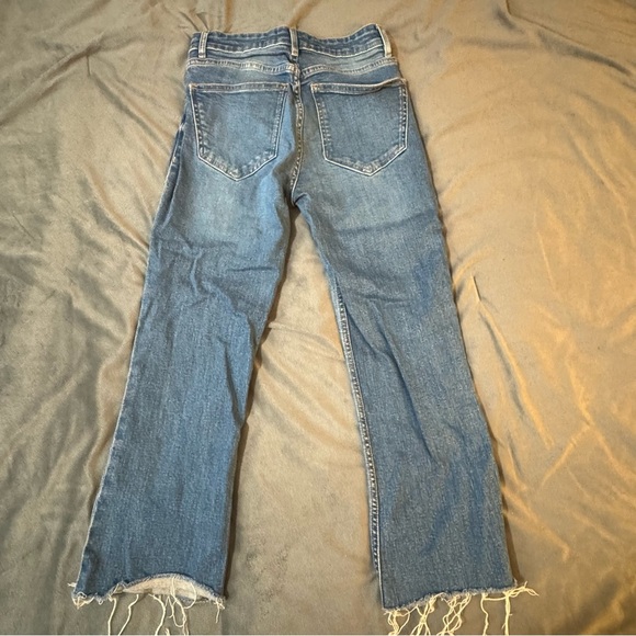 Zara Denim Blue Jeans
#1202 - Picture 7 of 8